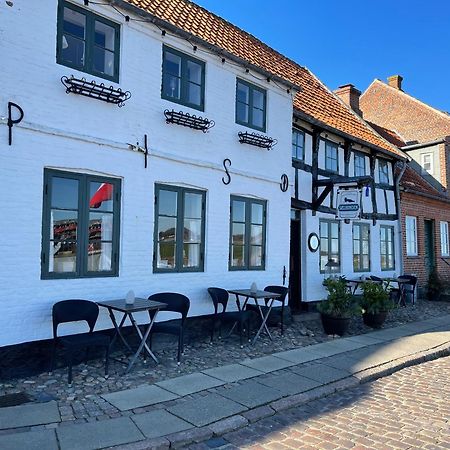 Restaurant Saelhunden Bed & Breakfast Ribe Eksteriør bilde